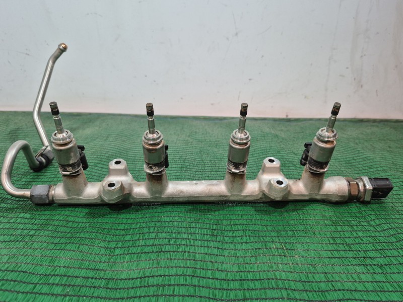 Recambio de rampa inyectora para volkswagen tiguan (ad1, ax1) 1.5 tsi referencia OEM IAM  05E133320 05E13332005E133320