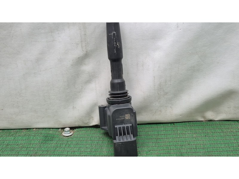 Recambio de bobina encendido para volkswagen tiguan (ad1, ax1) 1.5 tsi referencia OEM IAM 77640004 77640004 77640004