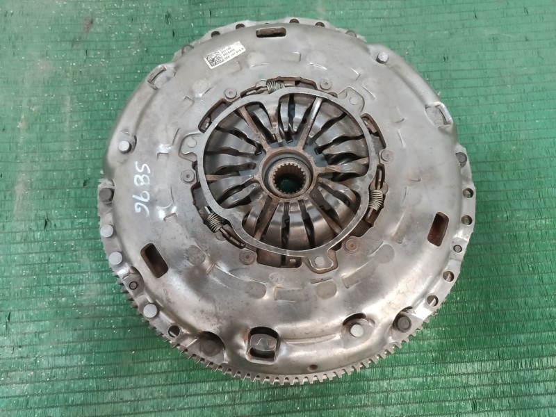 Recambio de kit embrague para volkswagen tiguan (ad1, ax1) 1.5 tsi referencia OEM IAM   