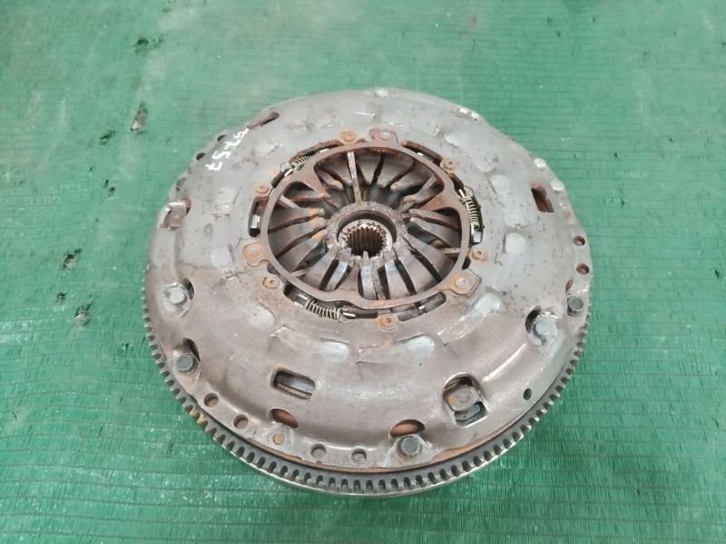 Recambio de kit embrague para volkswagen passat b6 (3c2) 2.0 tdi 16v referencia OEM IAM   