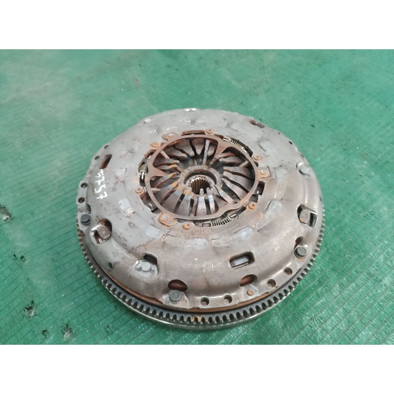 Recambio de kit embrague para volkswagen passat b6 (3c2) 2.0 tdi 16v referencia OEM IAM   