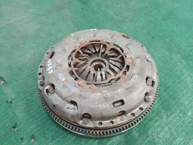 Recambio de kit embrague para volkswagen passat b6 (3c2) 2.0 tdi 16v referencia OEM IAM   