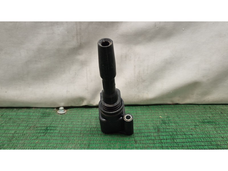 Recambio de bobina encendido para volkswagen tiguan (ad1, ax1) 1.5 tsi referencia OEM IAM -77640004 -77640004 -77640004