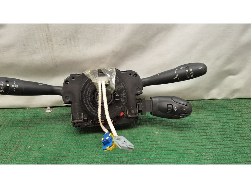 Recambio de mando multifuncion para peugeot 307 sw (3h) 1.6 hdi 110 referencia OEM IAM   
