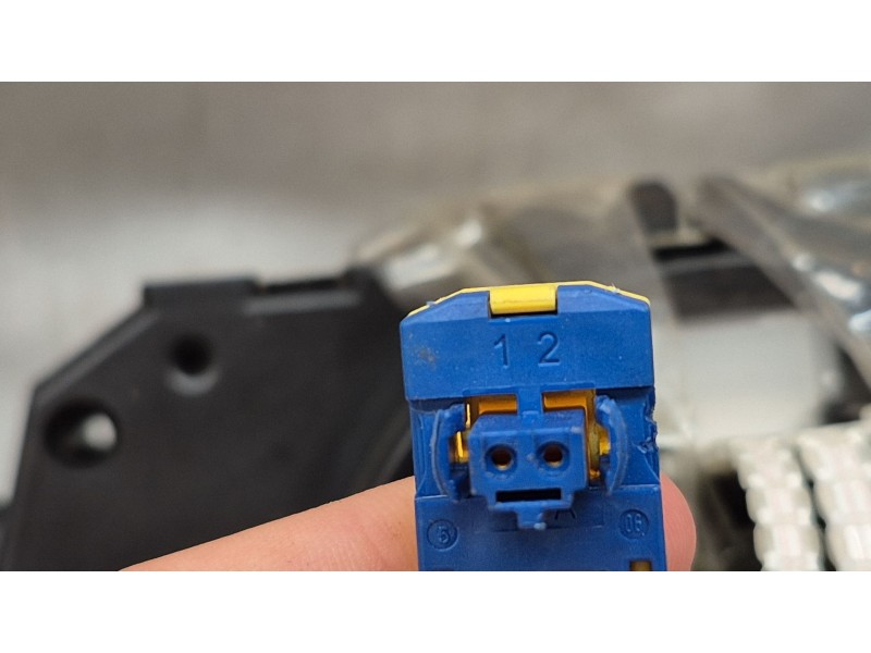 Recambio de mando multifuncion para peugeot 307 sw (3h) 1.6 hdi 110 referencia OEM IAM   