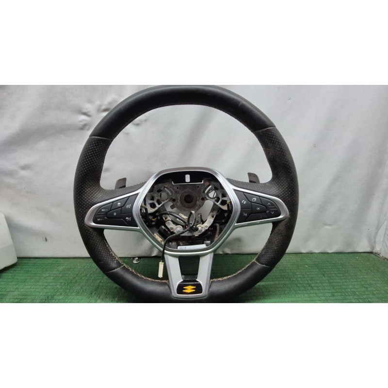 Recambio de volante para renault arkana i (lcm_, ldn_) 1.3 tce 140 (ldn0) referencia OEM IAM   