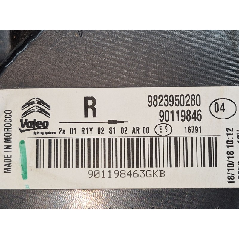 Recambio de piloto trasero derecho para citroën c4 cactus 1.2 thp 110 referencia OEM IAM 9823950280 9823950280 9823950280