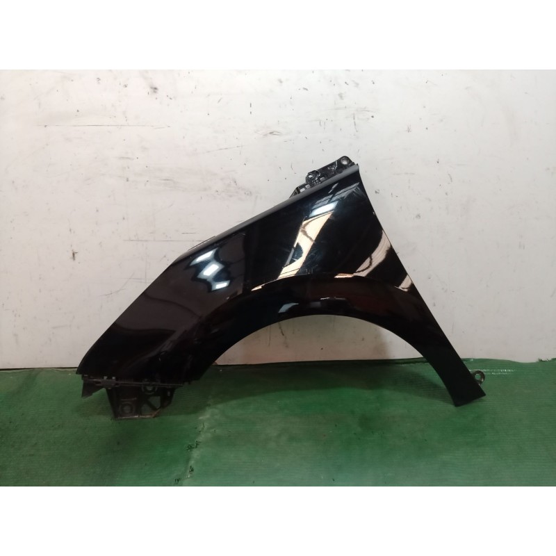 Recambio de aleta delantera izquierda para peugeot 5008 (0u_, 0e_) 2.0 hdi 150 / bluehdi 150 referencia OEM IAM   