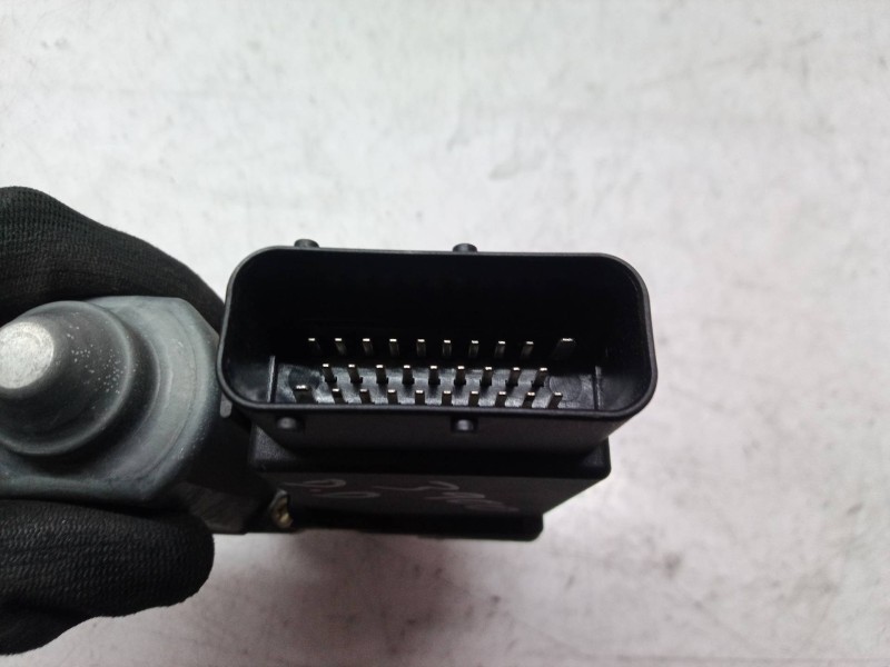 Recambio de motor elevalunas delantero derecho para seat leon (1m1) stella referencia OEM IAM 101386101 101386101 101386101