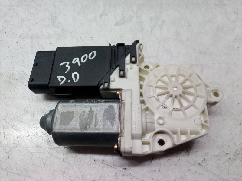 Recambio de motor elevalunas delantero derecho para seat leon (1m1) stella referencia OEM IAM 101386101 101386101 101386101