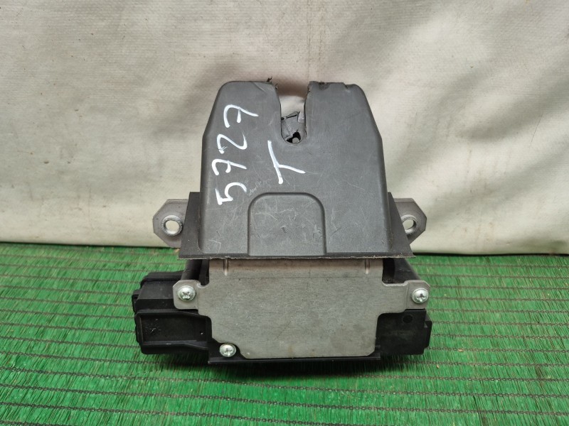 Recambio de cerradura maletero / porton para volvo v50 (545) 1.8 referencia OEM IAM   