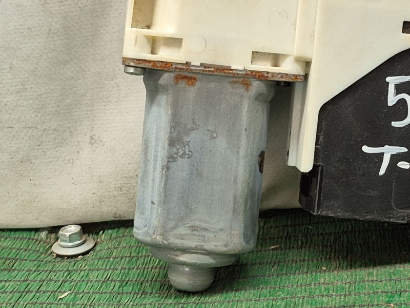 Recambio de elevalunas trasero derecho para volvo v50 (545) 1.8 referencia OEM IAM   