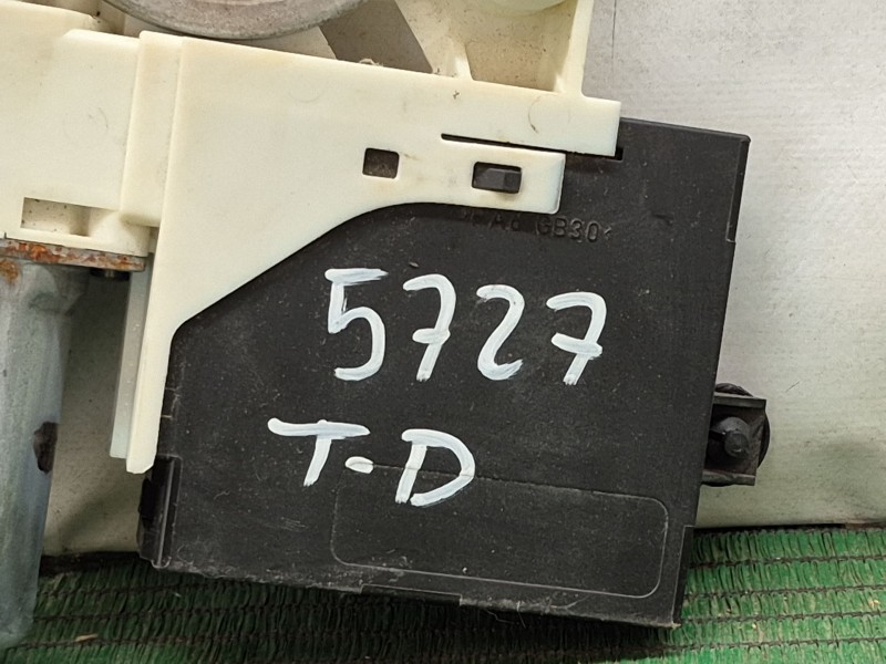 Recambio de elevalunas trasero derecho para volvo v50 (545) 1.8 referencia OEM IAM   