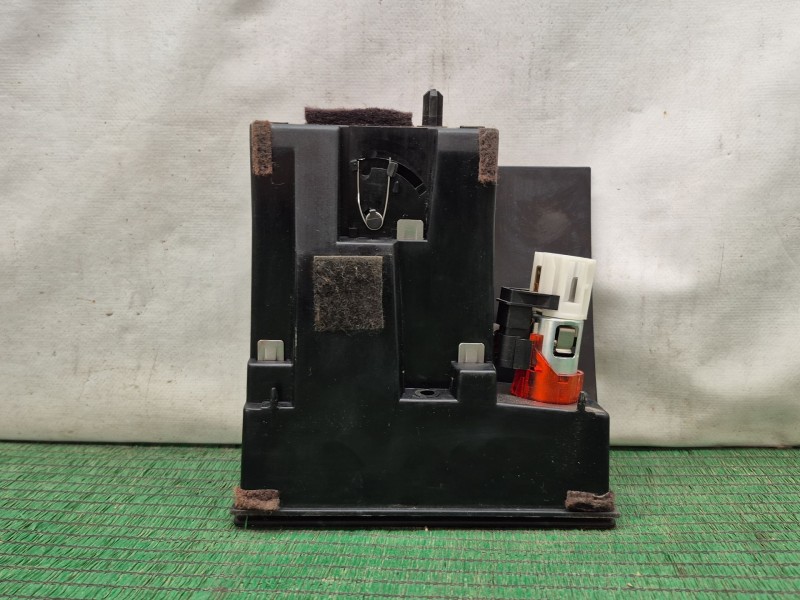 Recambio de cenicero para seat toledo (1m2) select referencia OEM IAM   