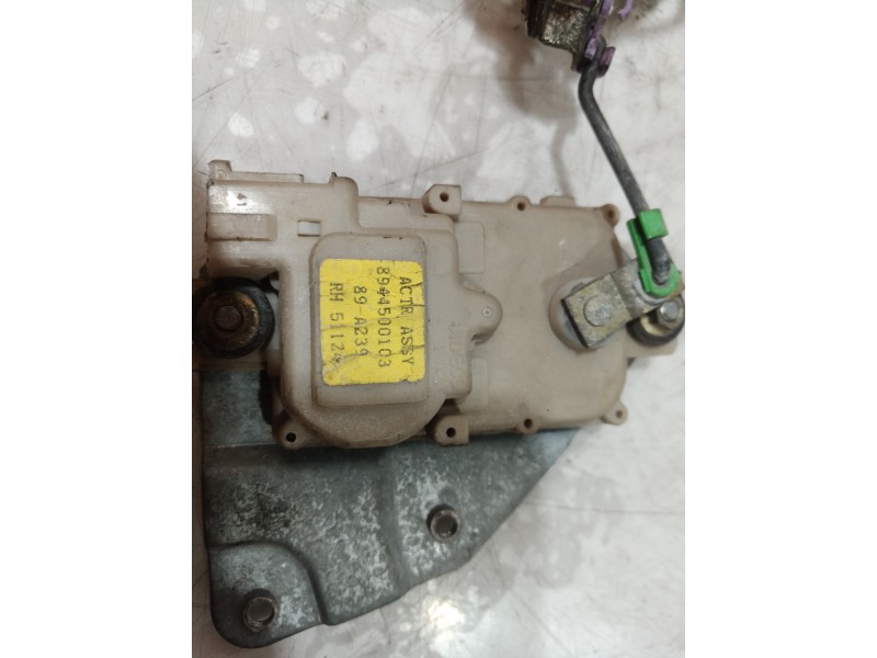 Recambio de cerradura puerta delantera derecha para isuzu rodeo referencia OEM IAM 8944500103 8944500103 8944500103