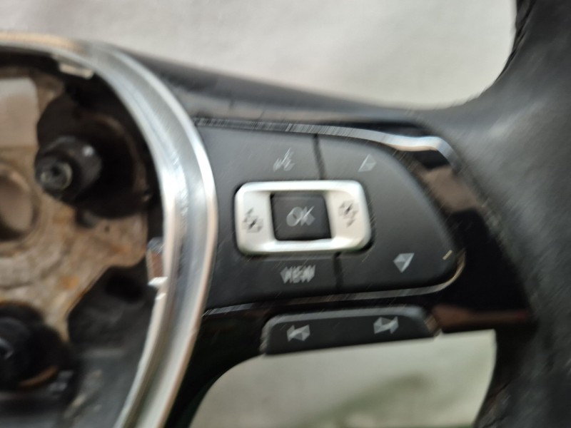 Recambio de volante para volkswagen polo v (6r1, 6c1) 1.4 (6r1) referencia OEM IAM 62128150D 62128150D 62128150D