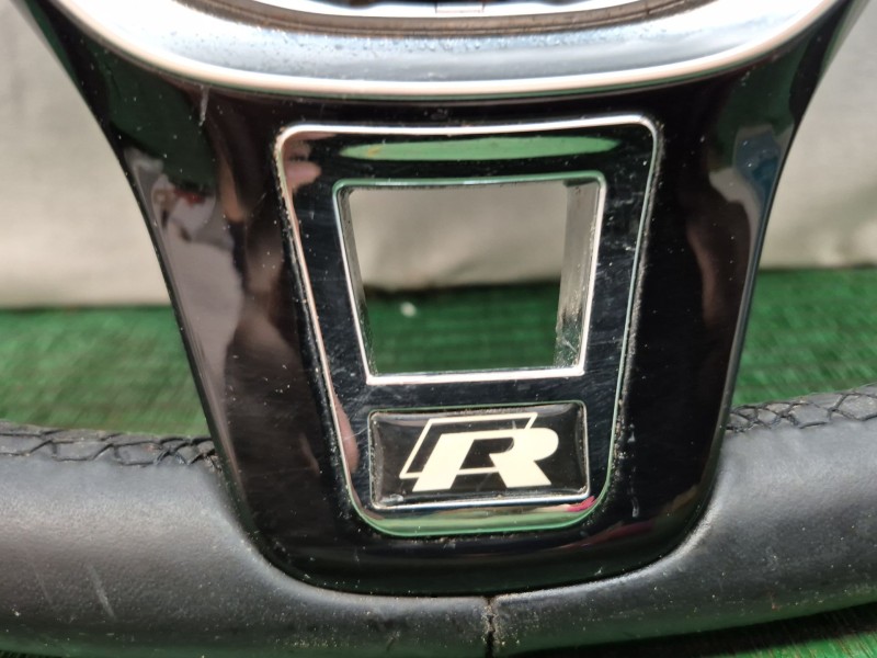 Recambio de volante para volkswagen polo v (6r1, 6c1) 1.4 (6r1) referencia OEM IAM 62128150D 62128150D 62128150D