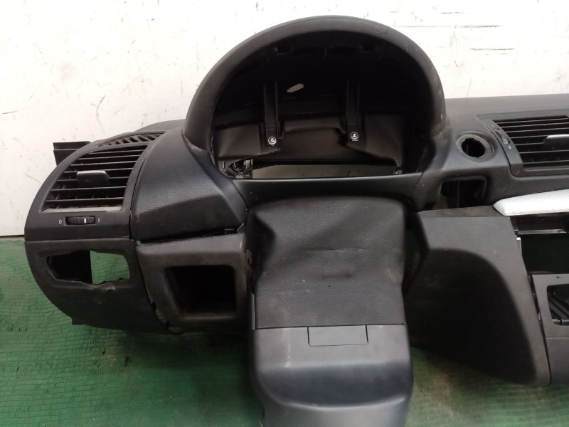 Recambio de salpicadero para bmw 1 (e87) 118 d referencia OEM IAM   
