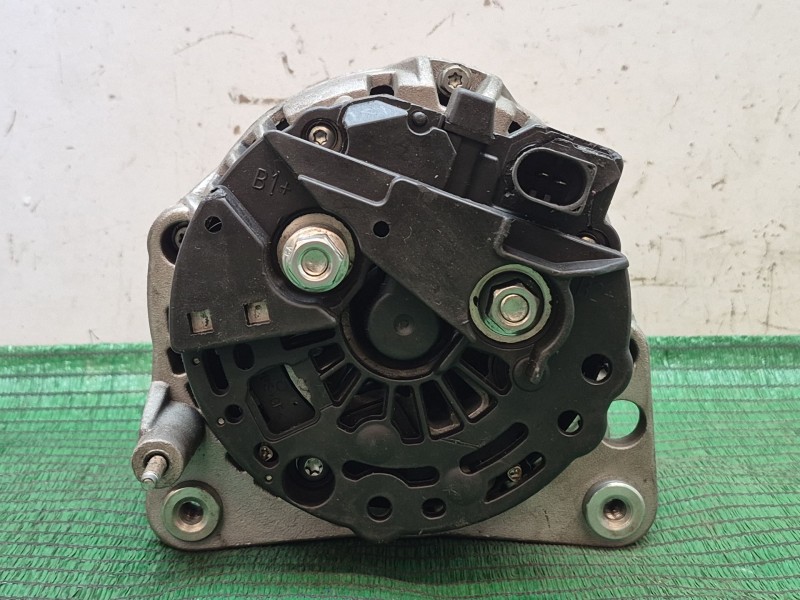 Recambio de alternador para volkswagen golf iv berlina (1j1) 1.6 referencia OEM IAM    Recambio de alternador para volkswagen golf iv berlina (1j1) 1.6 referencia OEM IAM