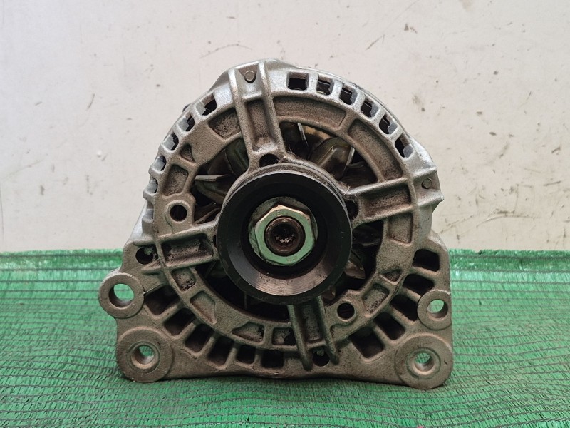 Recambio de alternador para volkswagen golf iv berlina (1j1) 1.6 referencia OEM IAM    Recambio de alternador para volkswagen golf iv berlina (1j1) 1.6 referencia OEM IAM