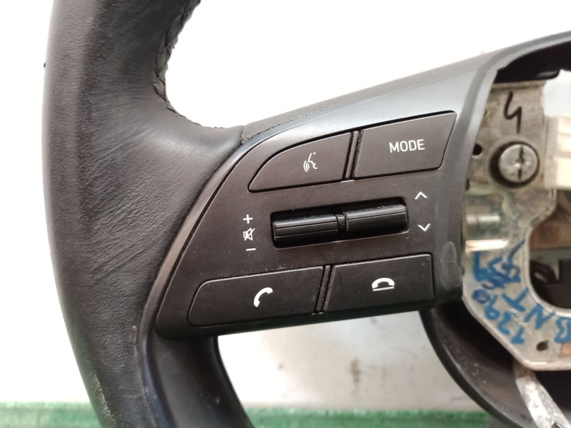 Recambio de volante para hyundai i20 iii (bc3, bi3) 1.2 referencia OEM IAM   