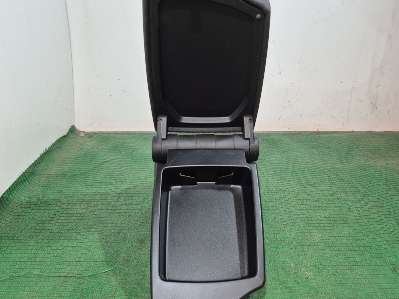 Recambio de apoyabrazos central para bmw 1 (e87) 118 d referencia OEM IAM 911050108 911050108 911050108