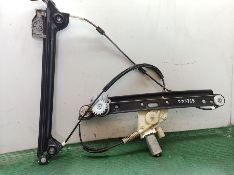 Recambio de elevalunas delantero derecho para bmw 1 (e87) 118 d referencia OEM IAM 6978846 6978846 6978846