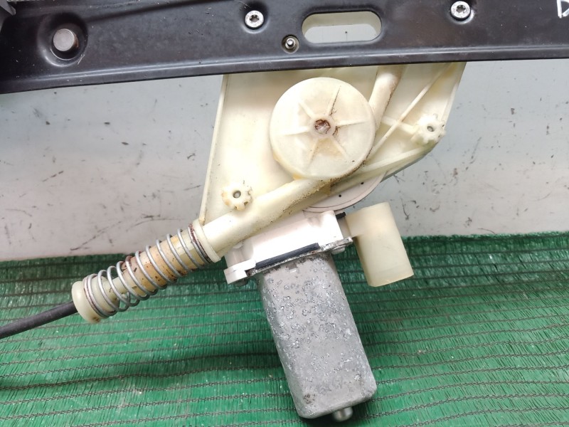 Recambio de elevalunas delantero derecho para bmw 1 (e87) 118 d referencia OEM IAM 6978846 6978846 6978846