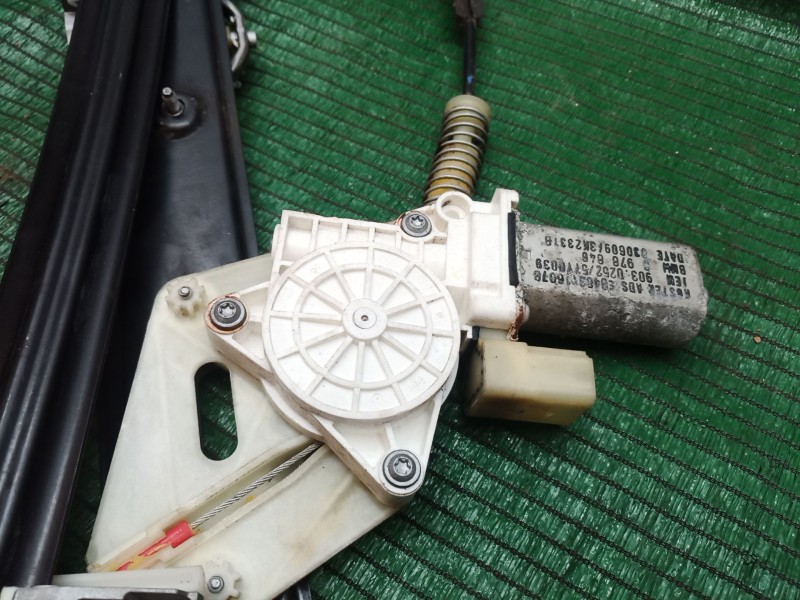 Recambio de elevalunas delantero derecho para bmw 1 (e87) 118 d referencia OEM IAM 6978846 6978846 6978846