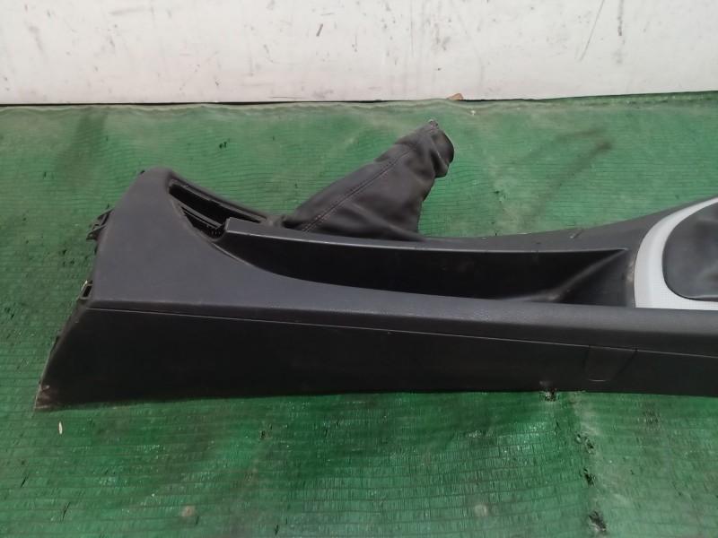 Recambio de consola central trasera para bmw 1 (e87) 118 d referencia OEM IAM   