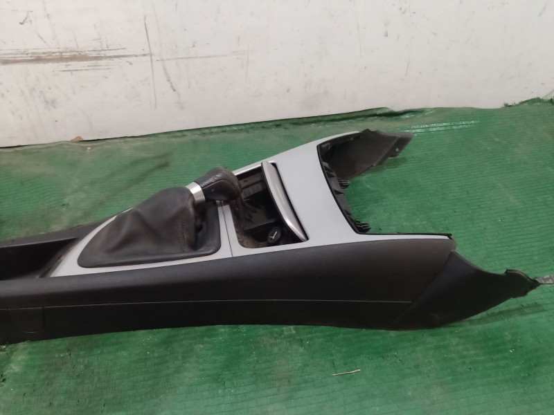 Recambio de consola central trasera para bmw 1 (e87) 118 d referencia OEM IAM   