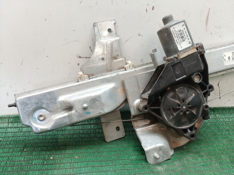 Recambio de elevalunas delantero izquierdo para peugeot 208 active referencia OEM IAM 9674254480 9674254480 9674254480