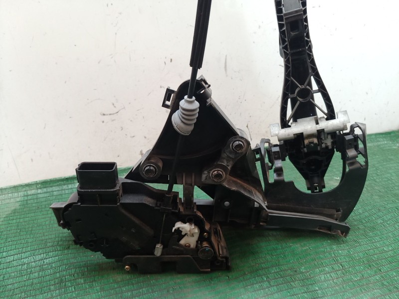 Recambio de cerradura puerta delantera derecha para volvo v50 (545) 1.8 referencia OEM IAM   