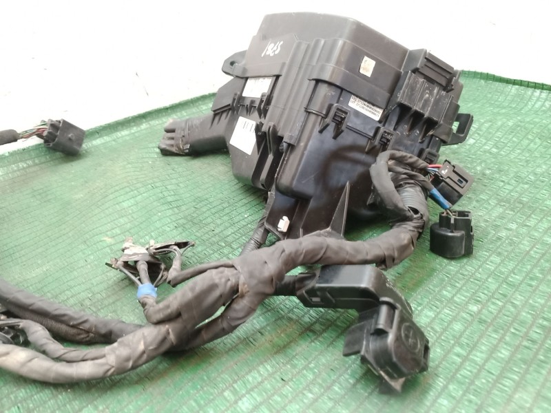 Recambio de caja reles / fusibles para hyundai ioniq (ae) 1.6 gdi hybrid referencia OEM IAM 91213G2 91213G2 91213G2