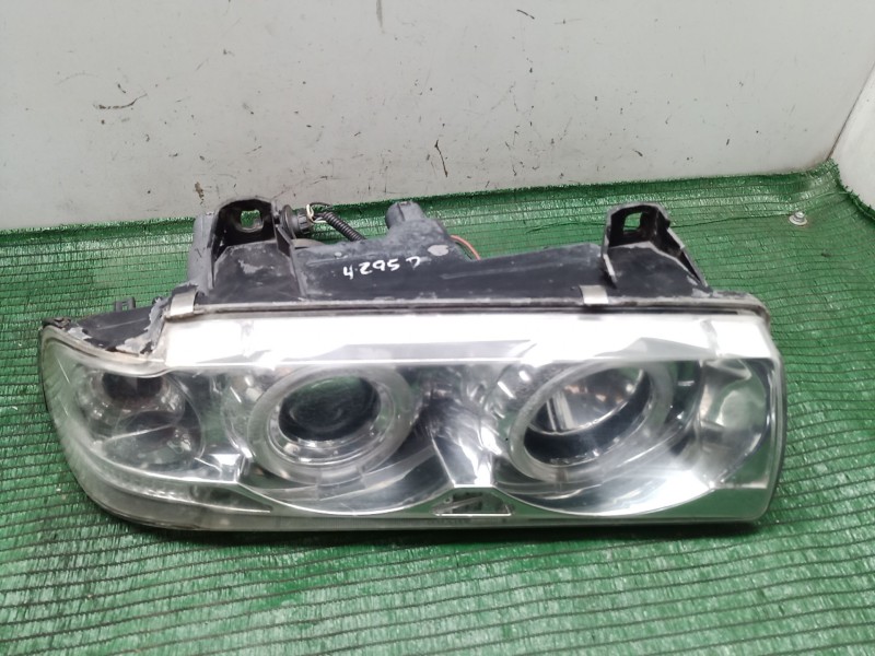 Recambio de faro derecho para bmw 3 coupé (e36) 318 is referencia OEM IAM   
