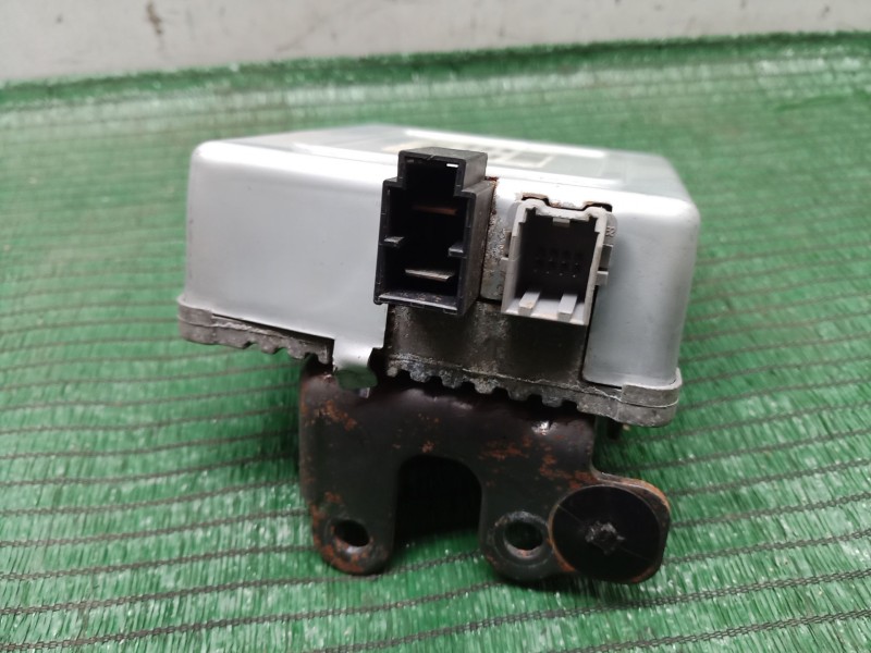 Recambio de centralita direccion electrica para hyundai i30 (gd) 1.4 referencia OEM IAM A656399500 A656399500 A656399500