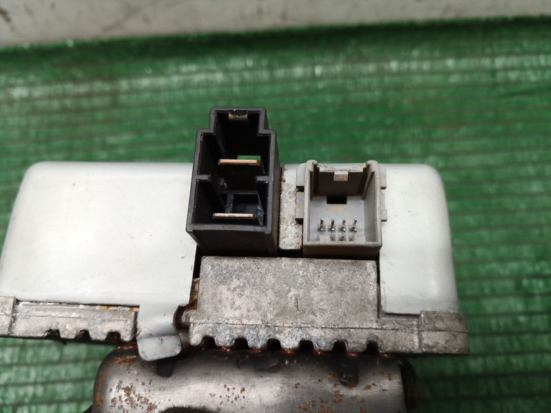 Recambio de centralita direccion electrica para hyundai i30 (gd) 1.4 referencia OEM IAM A656399500 A656399500 A656399500