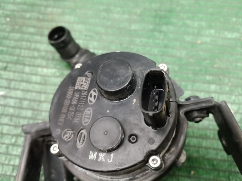 Recambio de bomba agua para hyundai ioniq (ae) 1.6 gdi hybrid referencia OEM IAM   