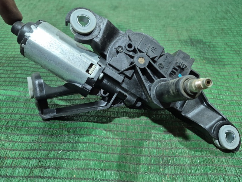 Recambio de motor limpia trasero para bmw 1 (e87) 118 d referencia OEM IAM W000002449 W000002449 719956901