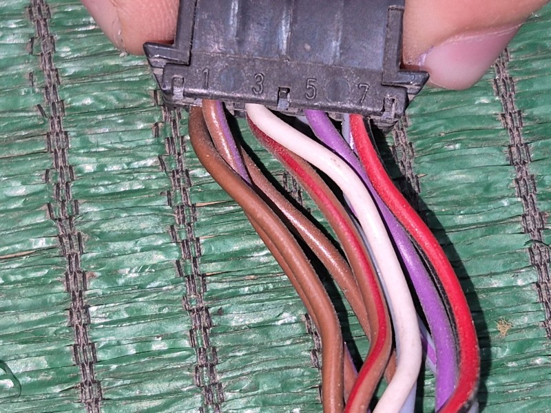 Recambio de retrovisor derecho para seat toledo ii (1m2) 1.9 tdi referencia OEM IAM 010515 010515 010515