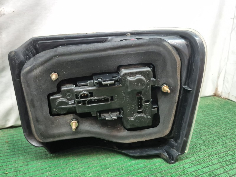 Recambio de piloto trasero derecho para seat ibiza (6k1) stella referencia OEM IAM   