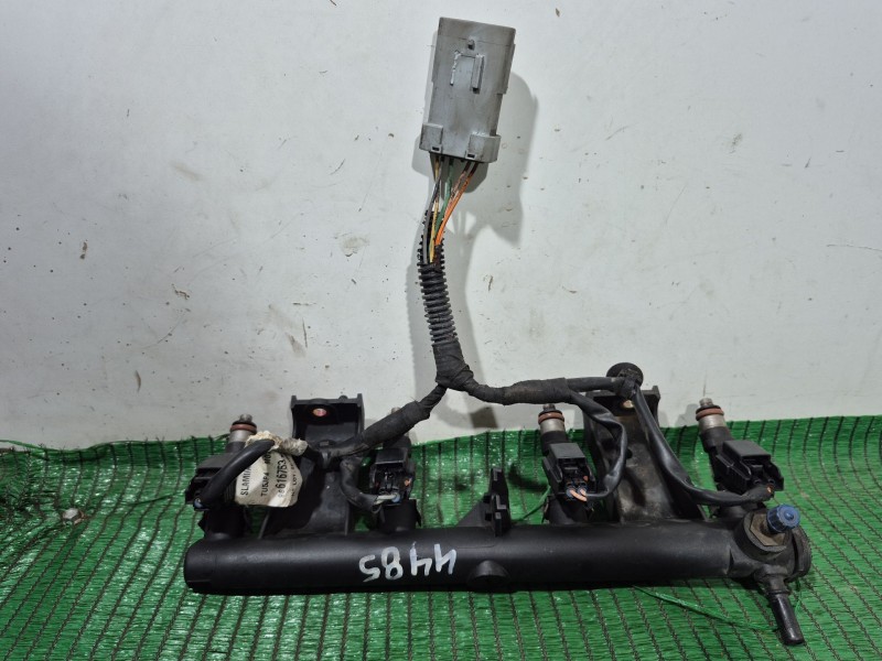 Recambio de inyector para peugeot 307 cc (s1) 1.6 referencia OEM IAM   
