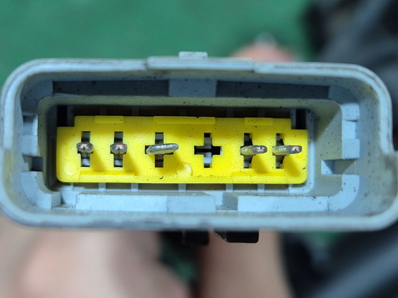 Recambio de inyector para peugeot 307 cc (s1) 1.6 referencia OEM IAM   