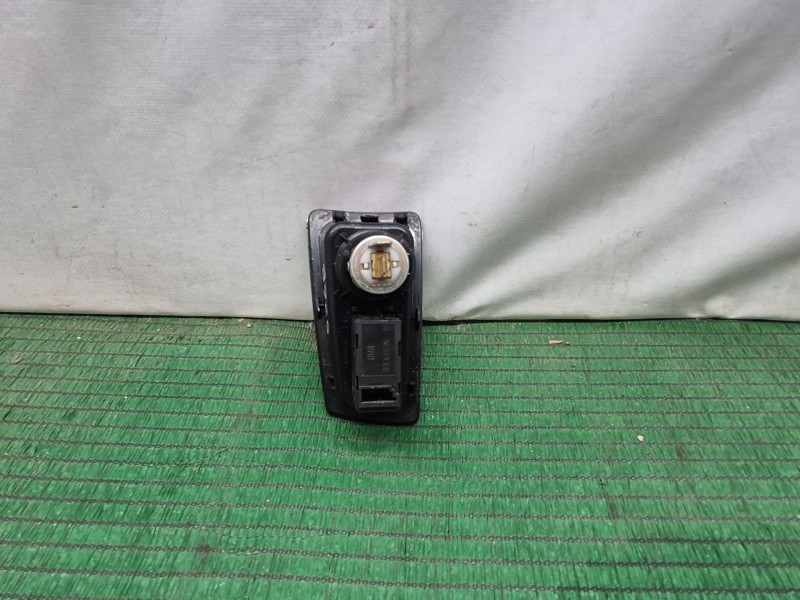 Recambio de interruptor para bmw 1 (e87) 118 d referencia OEM IAM   