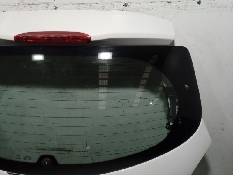 Recambio de porton trasero para peugeot 208 i (ca_, cc_) 1.2 vti 82 referencia OEM IAM   