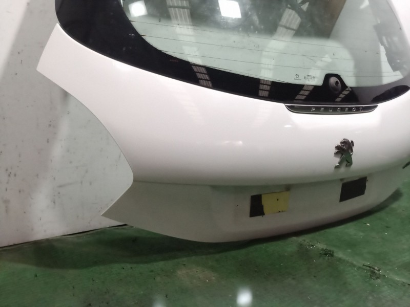 Recambio de porton trasero para peugeot 208 i (ca_, cc_) 1.2 vti 82 referencia OEM IAM   