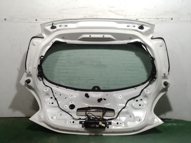 Recambio de porton trasero para peugeot 208 i (ca_, cc_) 1.2 vti 82 referencia OEM IAM   