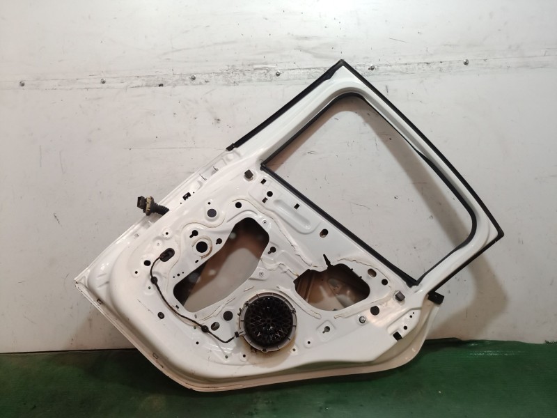 Recambio de puerta trasera derecha para peugeot 208 i (ca_, cc_) 1.2 vti 82 referencia OEM IAM   