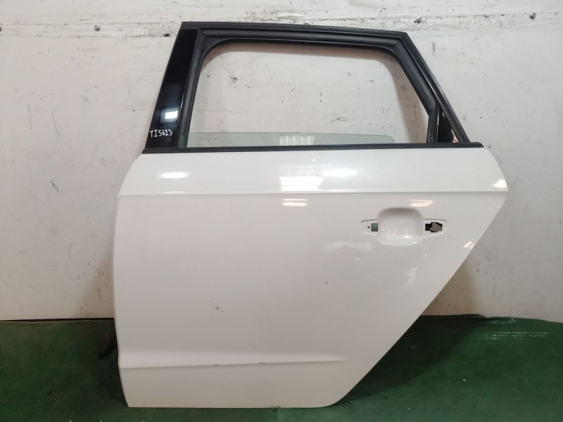 Recambio de puerta trasera izquierda para audi a3 (8v1, 8vk) 1.6 tdi referencia OEM IAM   