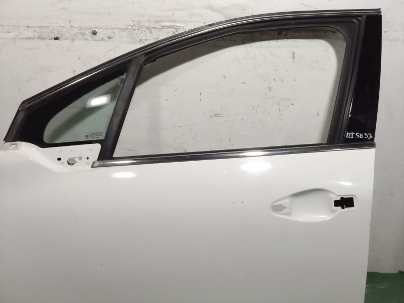 Recambio de puerta delantera izquierda para peugeot 208 i (ca_, cc_) 1.2 vti 82 referencia OEM IAM   